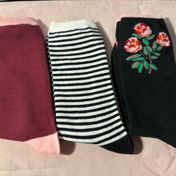 Kate Spade, three pair crew socks - Picture 2 of 5